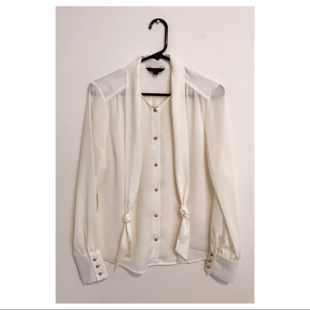 Women’s Blouse